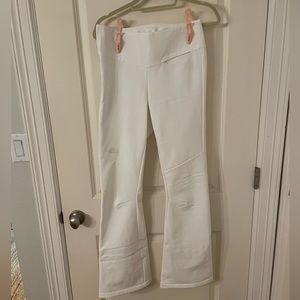 North Face “Snoga” flare ski pants in white s 8